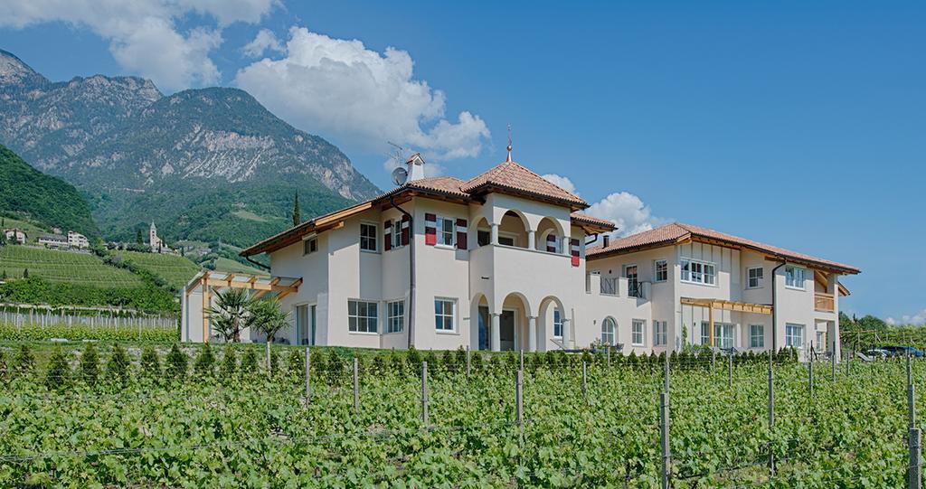 Gutshof Rellich Villa Tramin an der Weinstraße Buitenkant foto